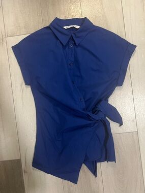 Zara Royal Blue Short-Sleeve Button-Down Tie-Waist Shirt